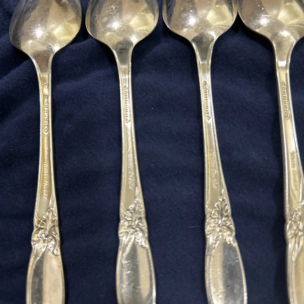 (6) Oneida Community 1953‎ WHITE ORCHID Silver Plate Teaspoons Vintage
